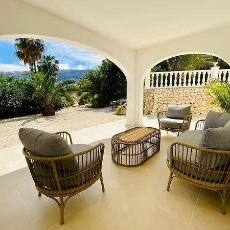 فيلة With Private Pool And Close To The