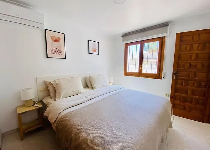 With Private Pool And Close To The