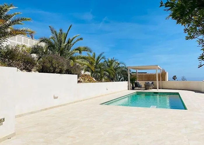 Villa With Private Pool And Close To The Calp