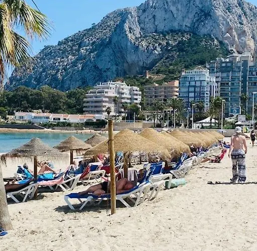 Villa With Private Pool And Close To The