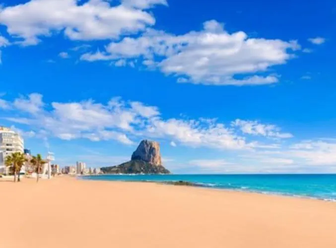 Villa With Private Pool And Close To The *