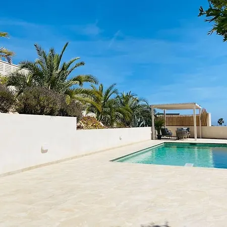 Villa With Private Pool And Close To The Calpe
