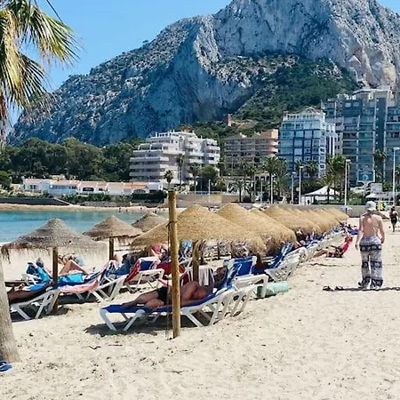 Villa With Private Pool And Close To The