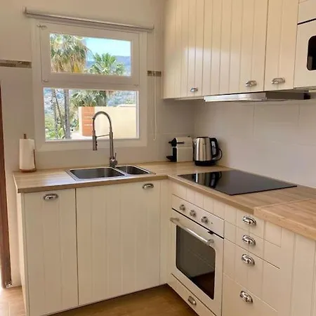 With Private Pool And Close To The Willa *